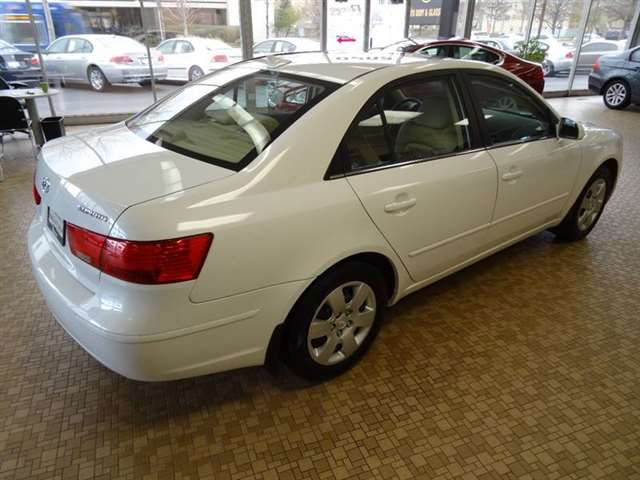 2009 Hyundai Sonata GLS 4DR Sedan